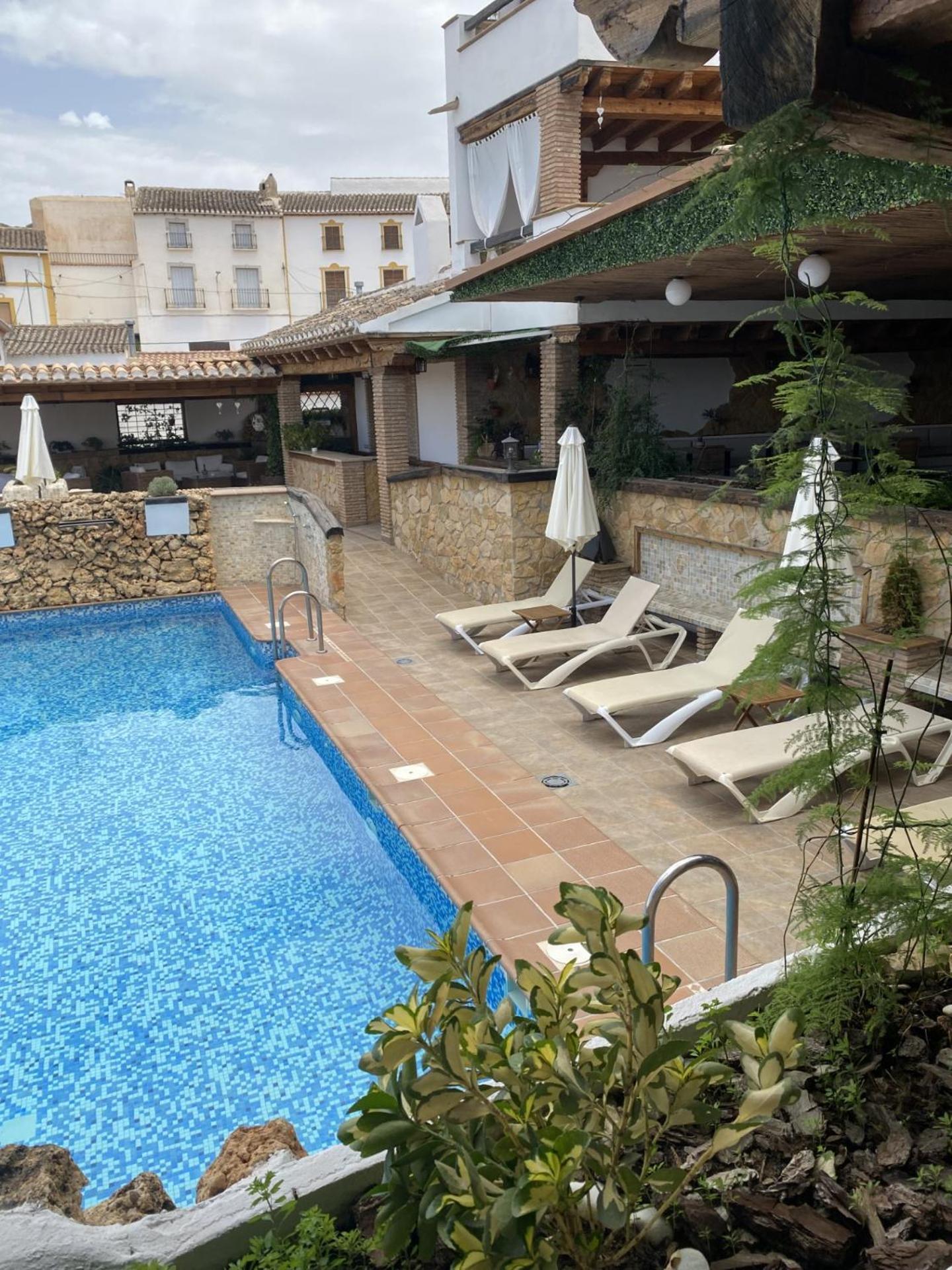 Alhanda Apartahotel Benamaurel Exterior foto